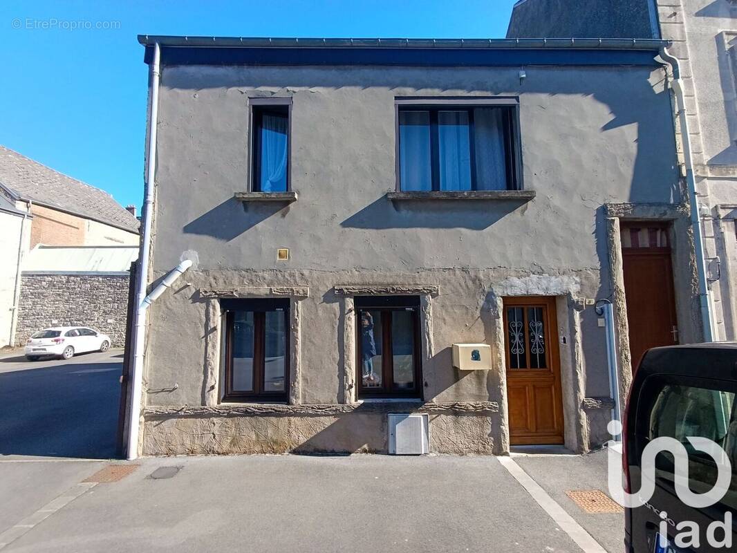 Photo 1 - Maison à GIVET