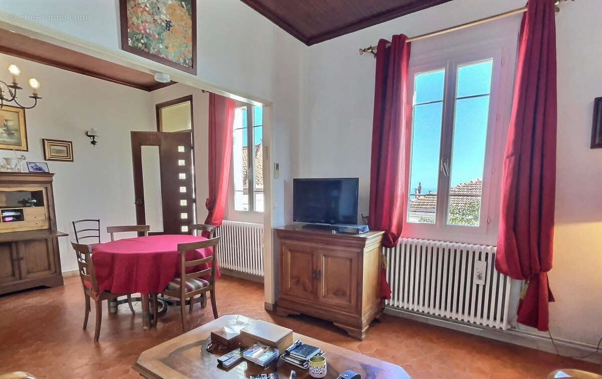 Maison à SAN-MARTINO-DI-LOTA