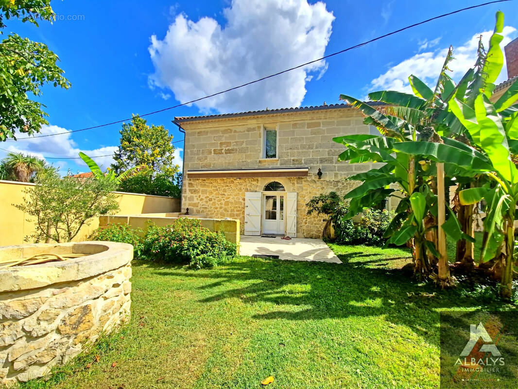 Maison à GENISSAC