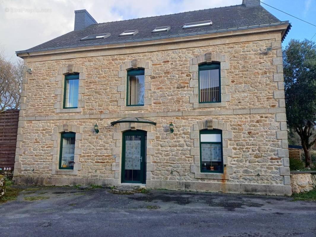 Maison à MESLAN