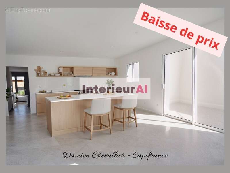 Maison à CORNEILHAN