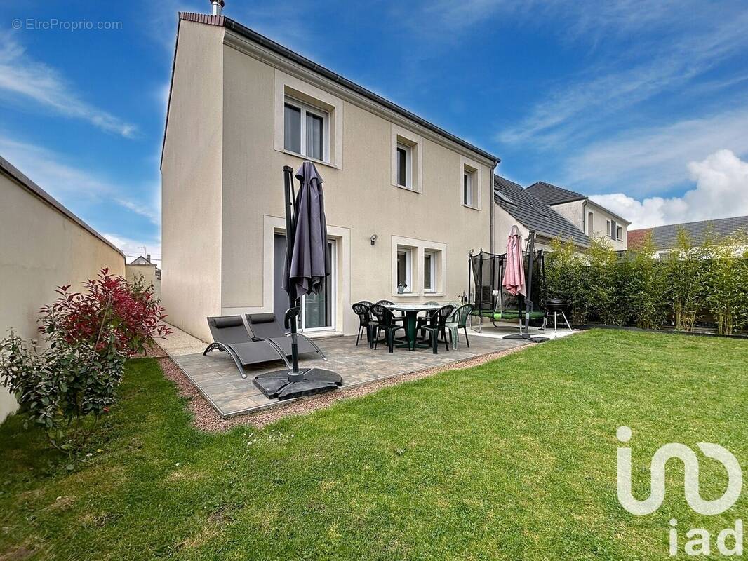 Photo 1 - Maison à TOURNAN-EN-BRIE