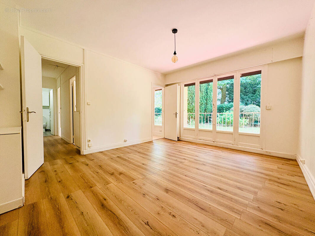 Appartement à FONTENAY-SOUS-BOIS