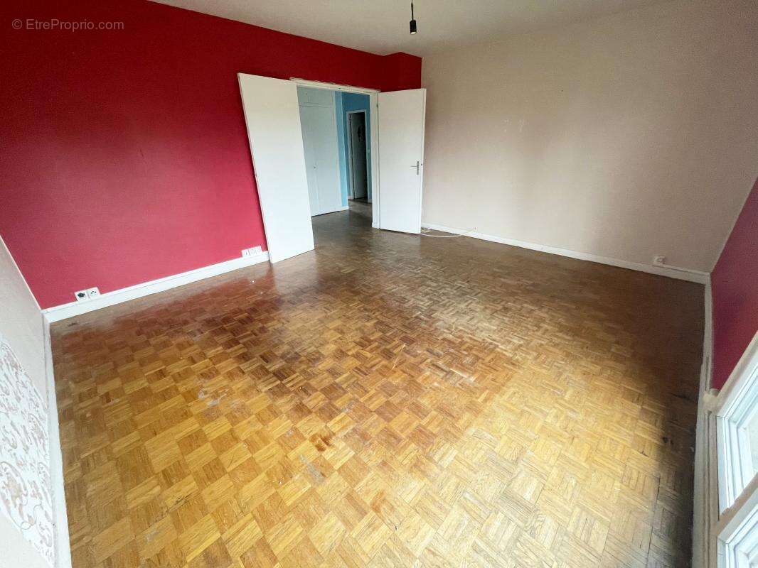 Appartement à PLAISIR