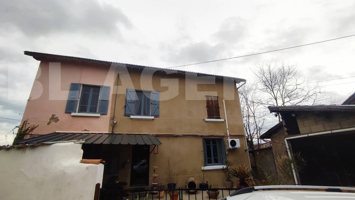 1742807687415 - Maison à DECAZEVILLE