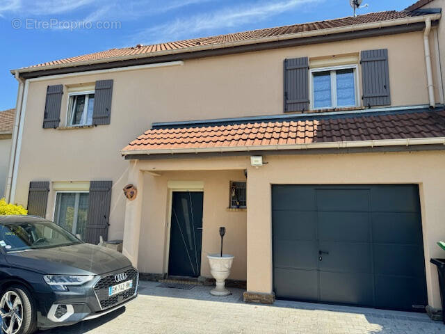 Maison à MORANGIS