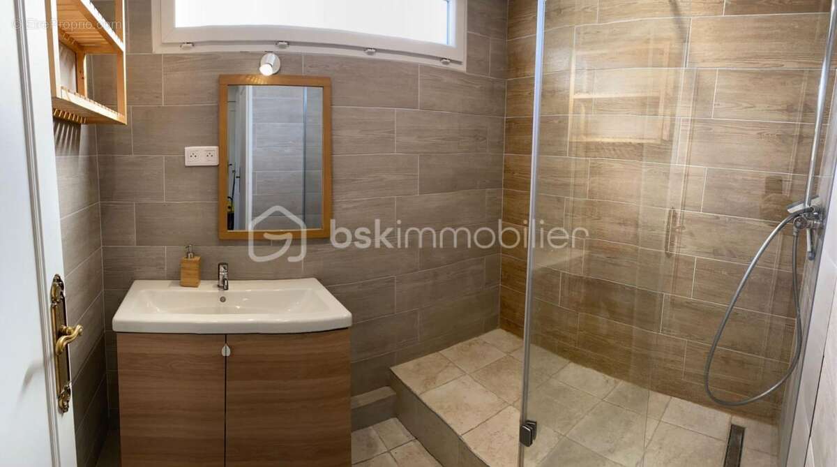 Appartement à LE BOURGET