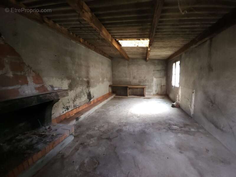 Maison à VERTAIZON