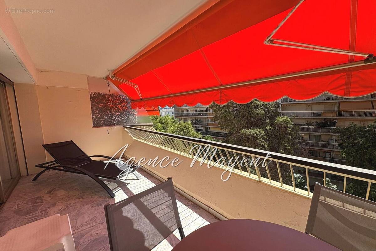 Appartement à CANNES