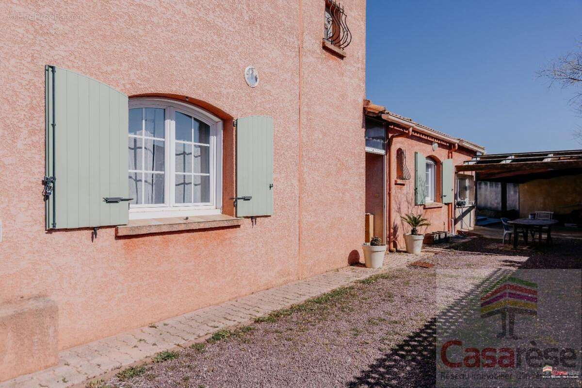Maison à SAINT-FELIX-DE-LODEZ
