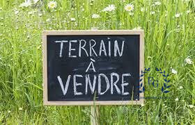 Terrain à AUBAIS