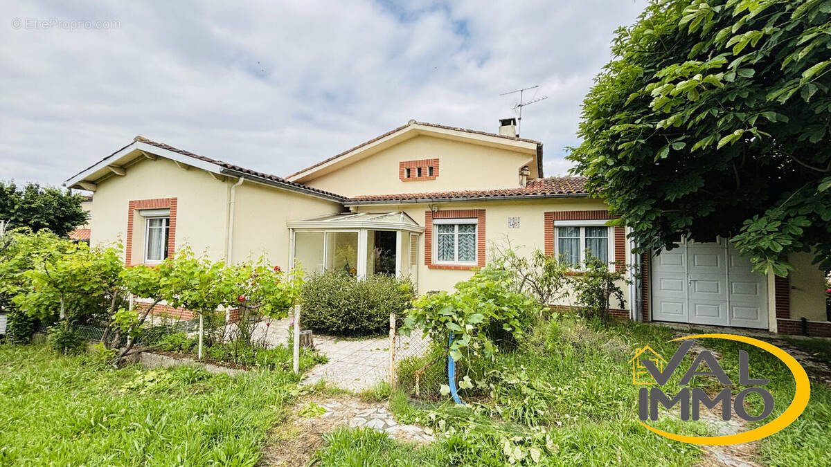 Maison à VILLENEUVE-TOLOSANE