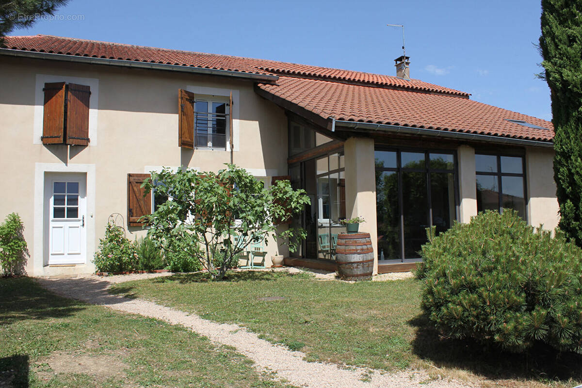 Maison à VILLARS-LES-DOMBES