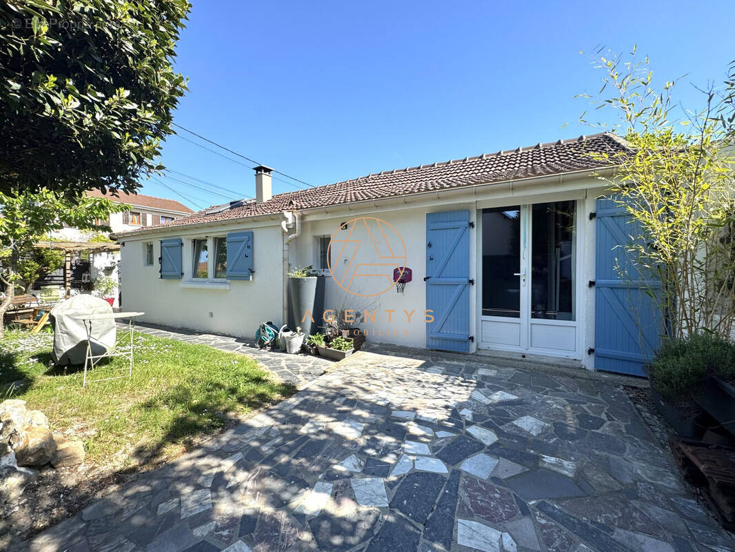 Maison à VILLIERS-SUR-MARNE
