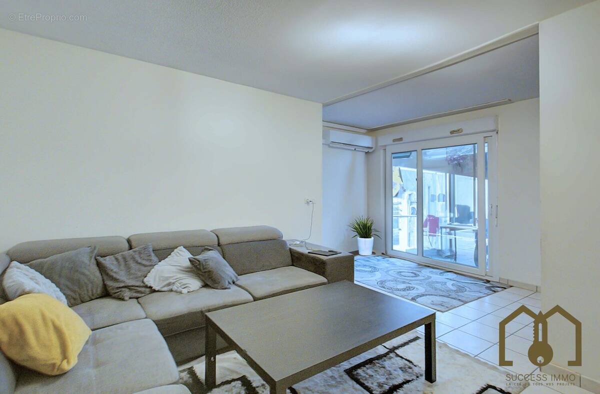 Appartement à VAULX-EN-VELIN
