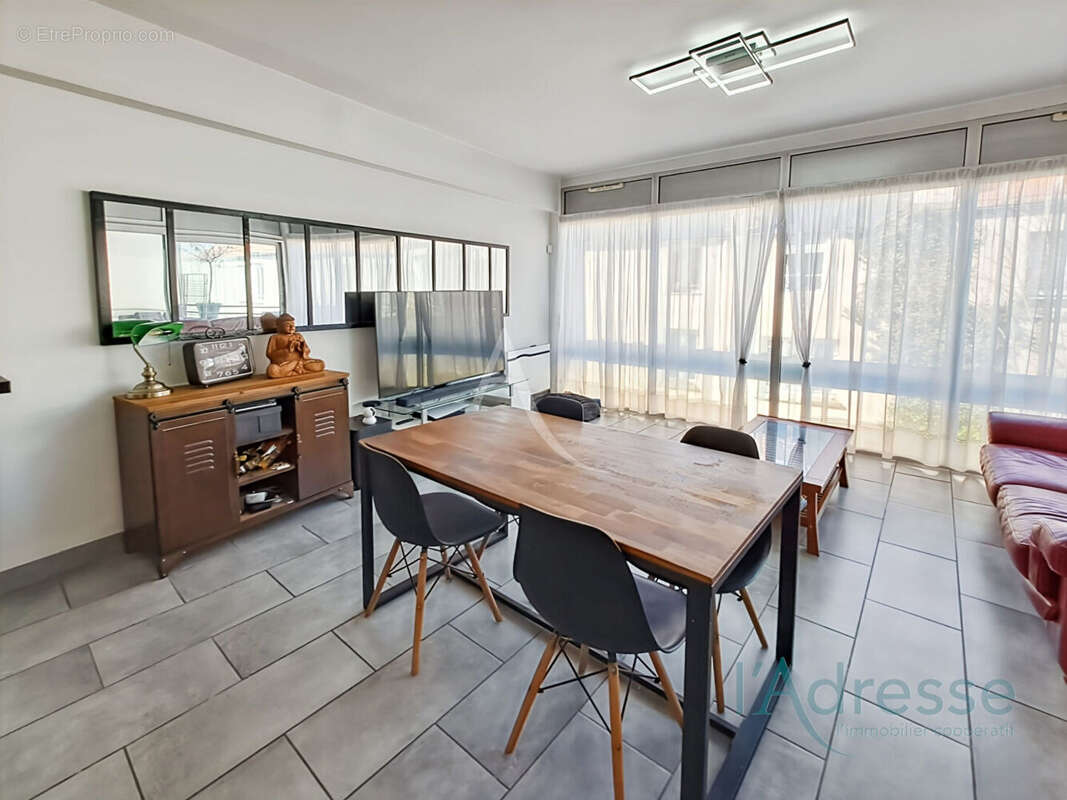 Appartement à ARPAJON