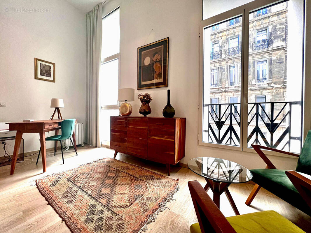 Appartement à MARSEILLE-2E