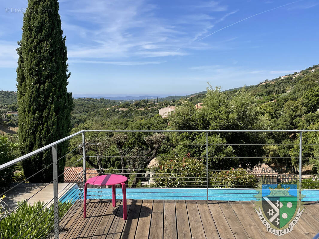 Maison à LA LONDE-LES-MAURES