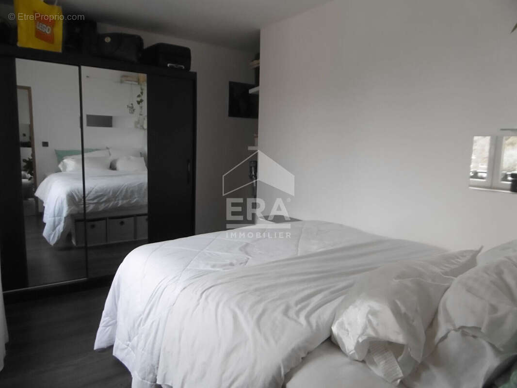 Appartement à LE CANNET-DES-MAURES