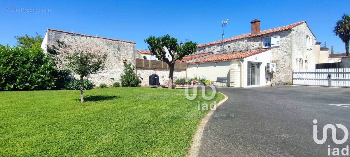 Photo 1 - Maison à FONTAINES