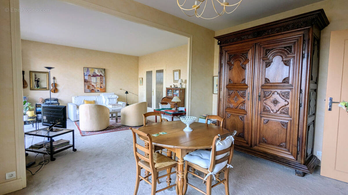 Appartement à LAVAL