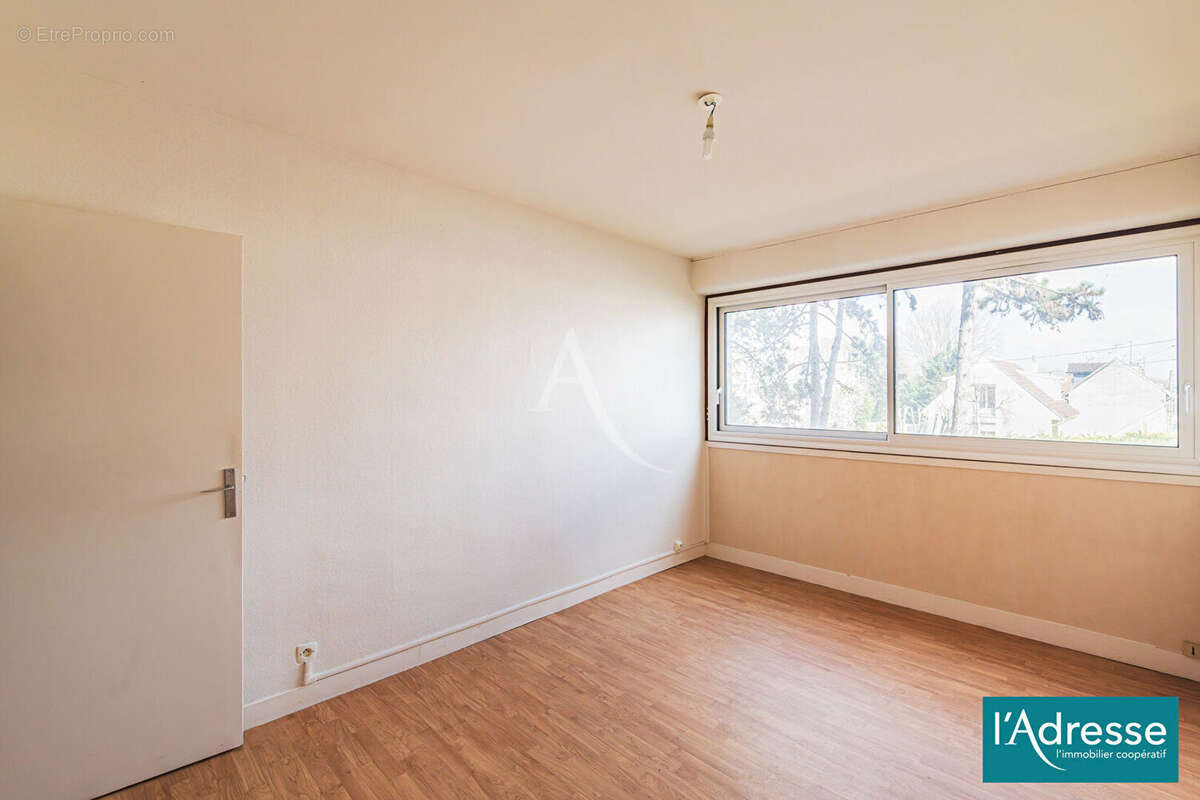 Appartement à TINQUEUX