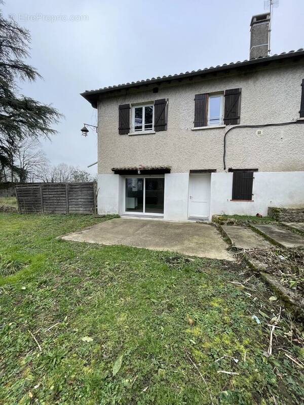 Maison à PONT-EVEQUE