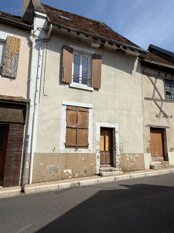 Maison à BONNY-SUR-LOIRE
