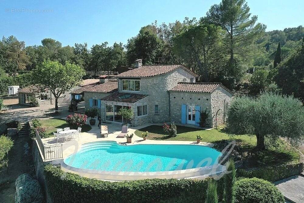 Maison à FAYENCE