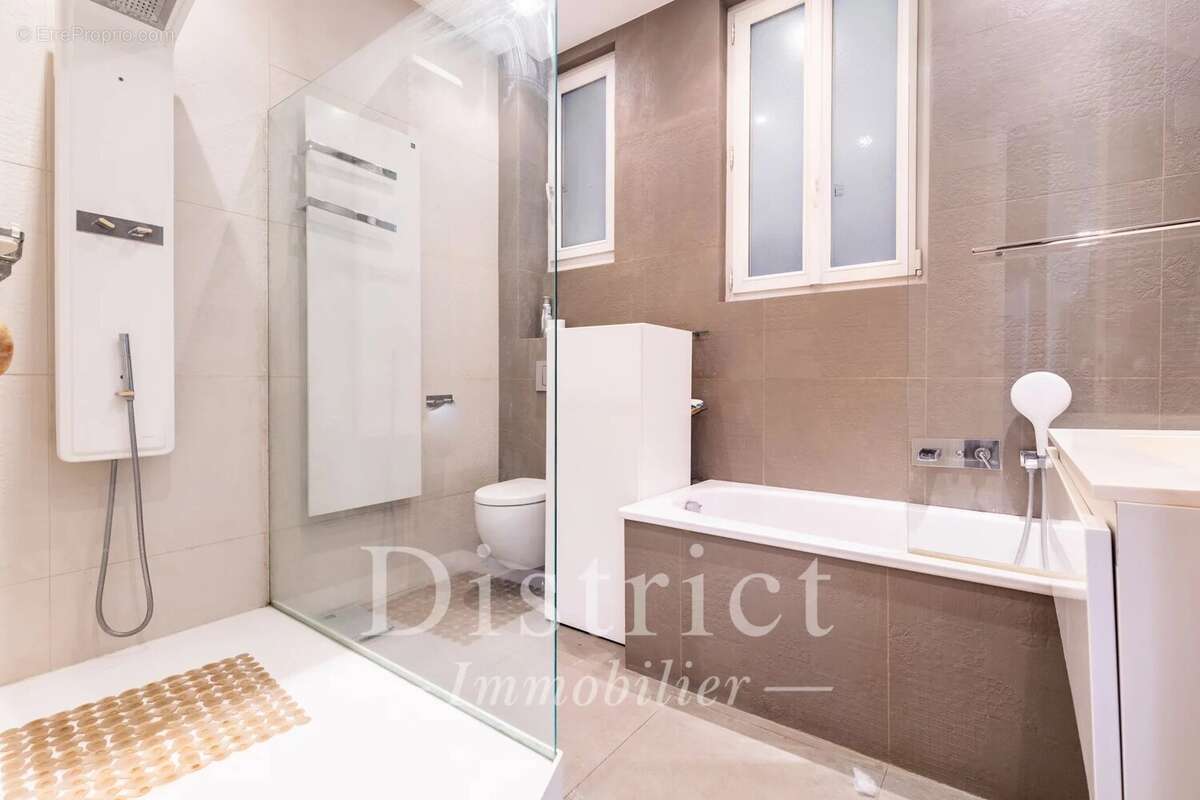 Appartement à PARIS-6E