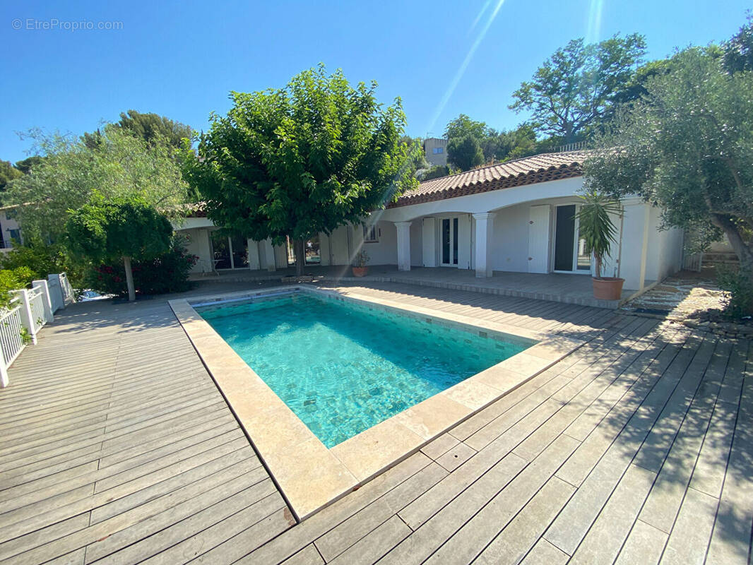 Maison à OLLIOULES