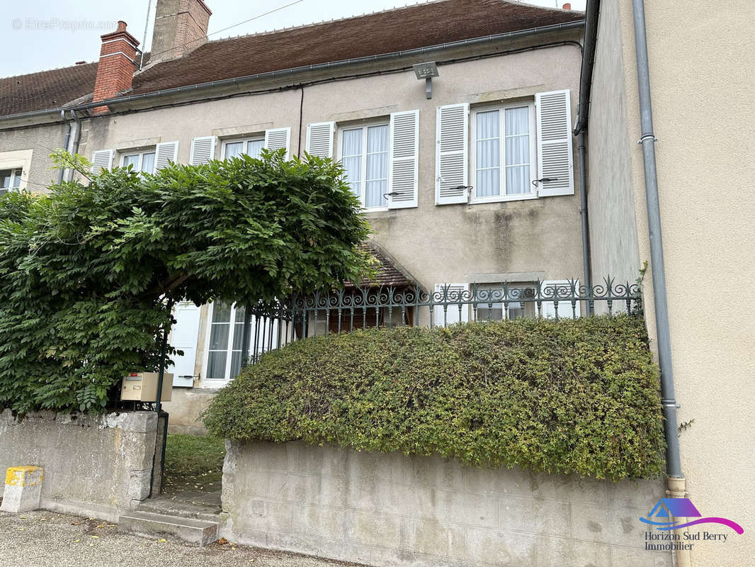 Maison à CHATEAUMEILLANT