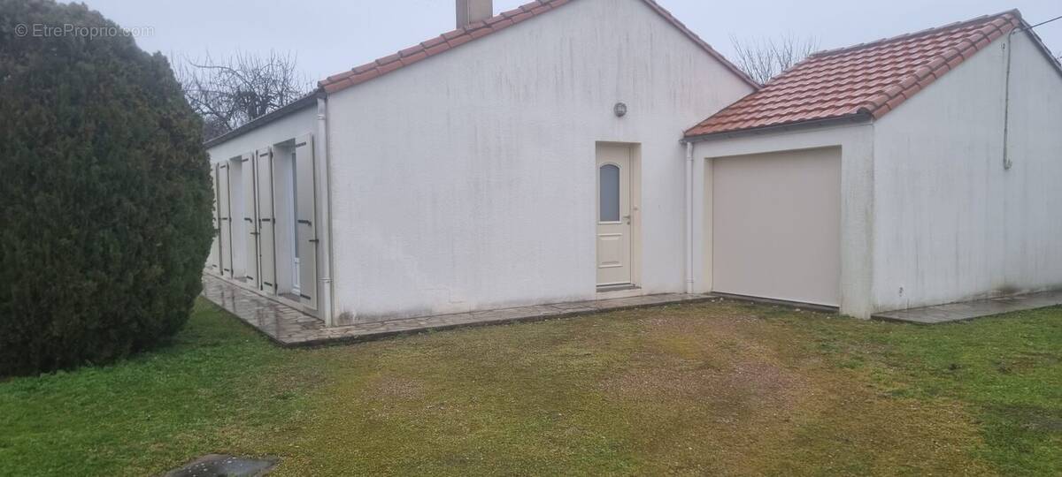 Maison à THORIGNE