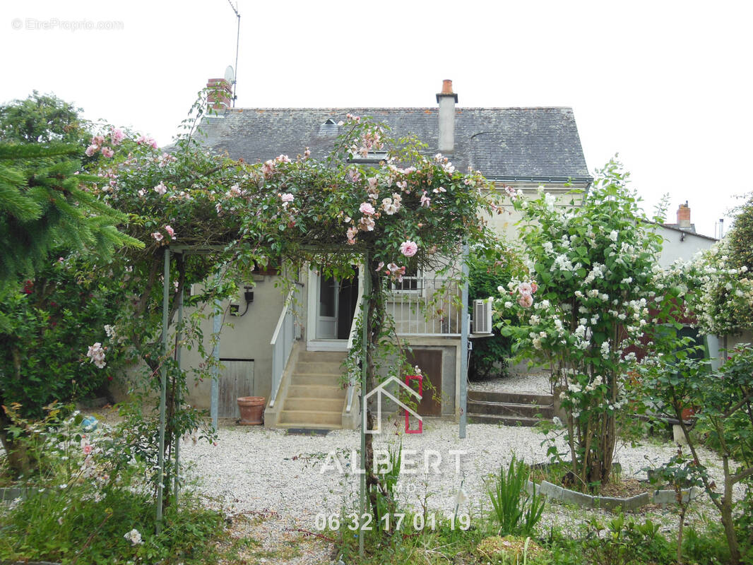 Maison à BRISSAC-QUINCE
