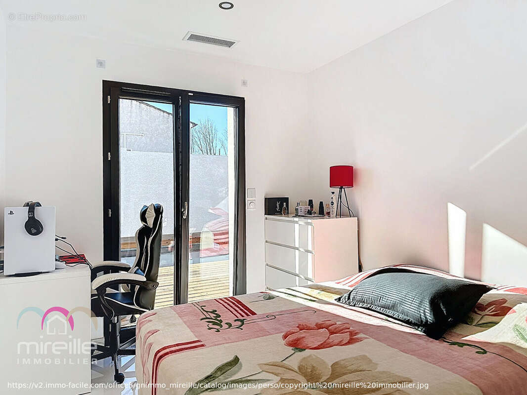 Maison à REDESSAN
