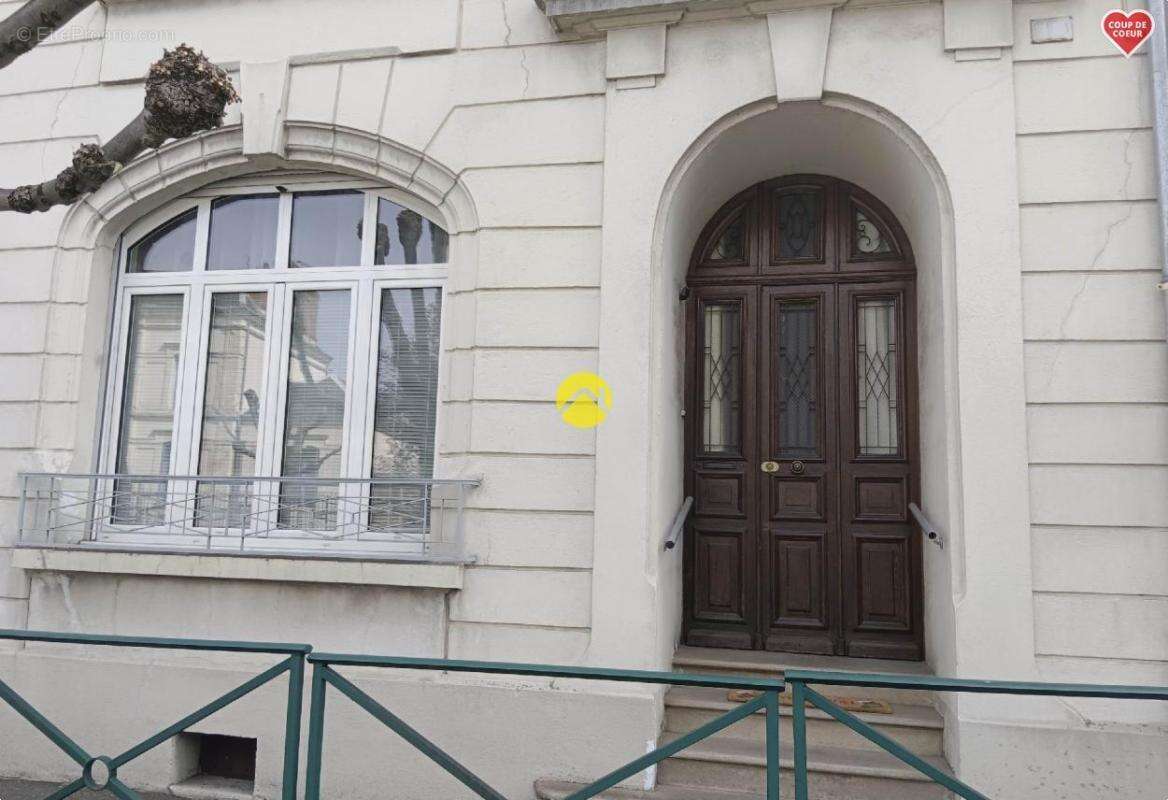 Maison à LA CHATRE