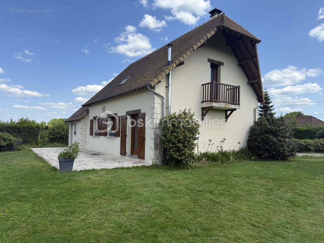 Maison à PONT-L&#039;EVEQUE