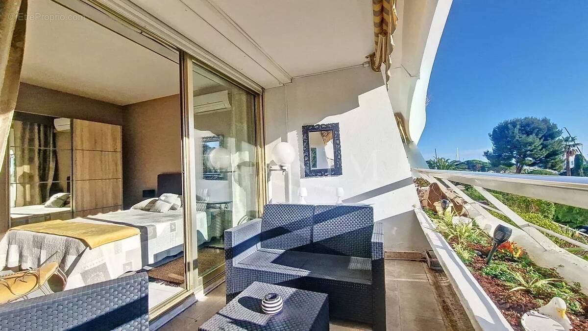 Appartement à VILLENEUVE-LOUBET