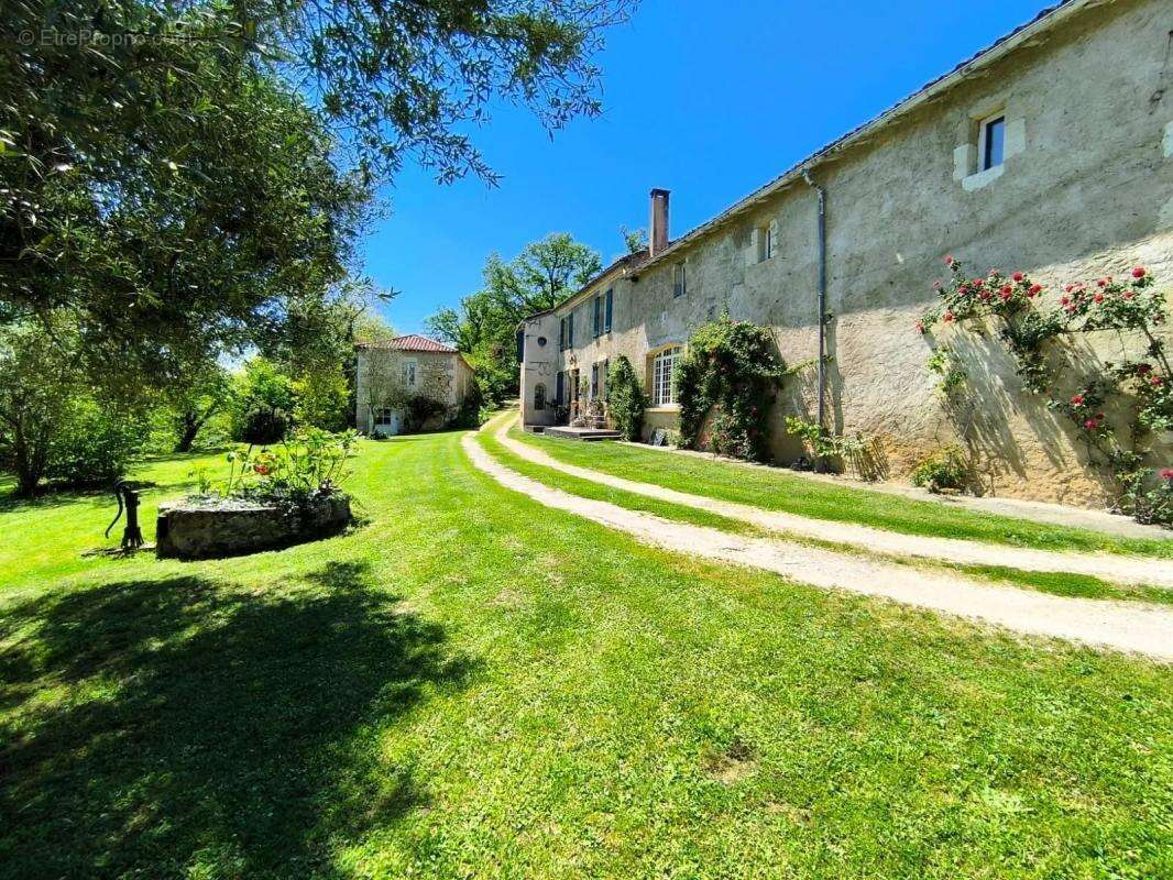 Maison à JEGUN