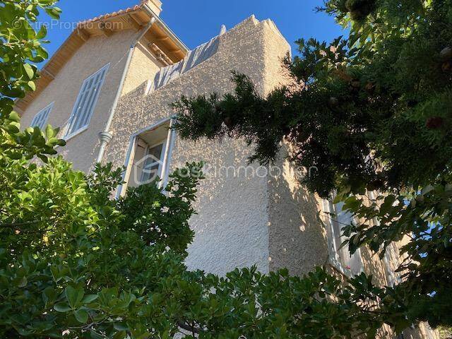 Appartement à MARSEILLE-13E