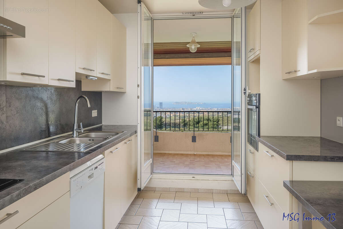 Appartement à MARSEILLE-13E