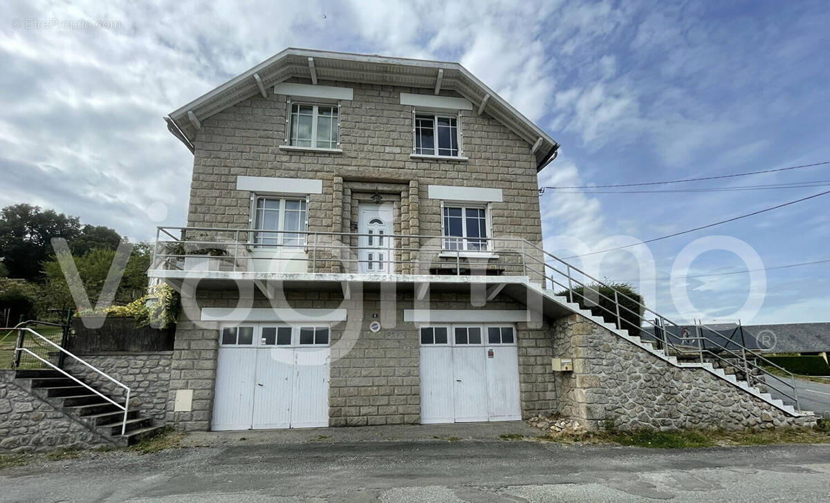 Maison à TREIGNAC