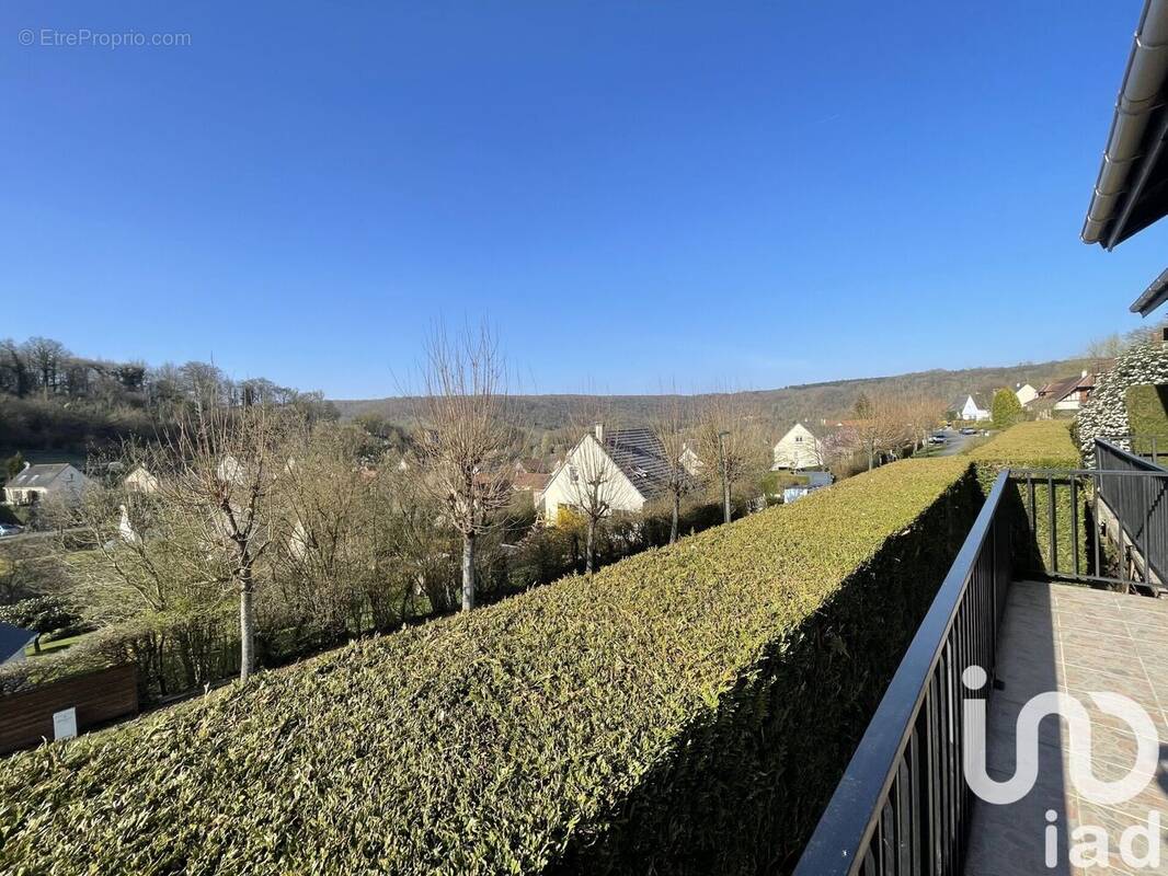 Photo 1 - Maison à SAINT-LEGER-DU-BOURG-DENIS