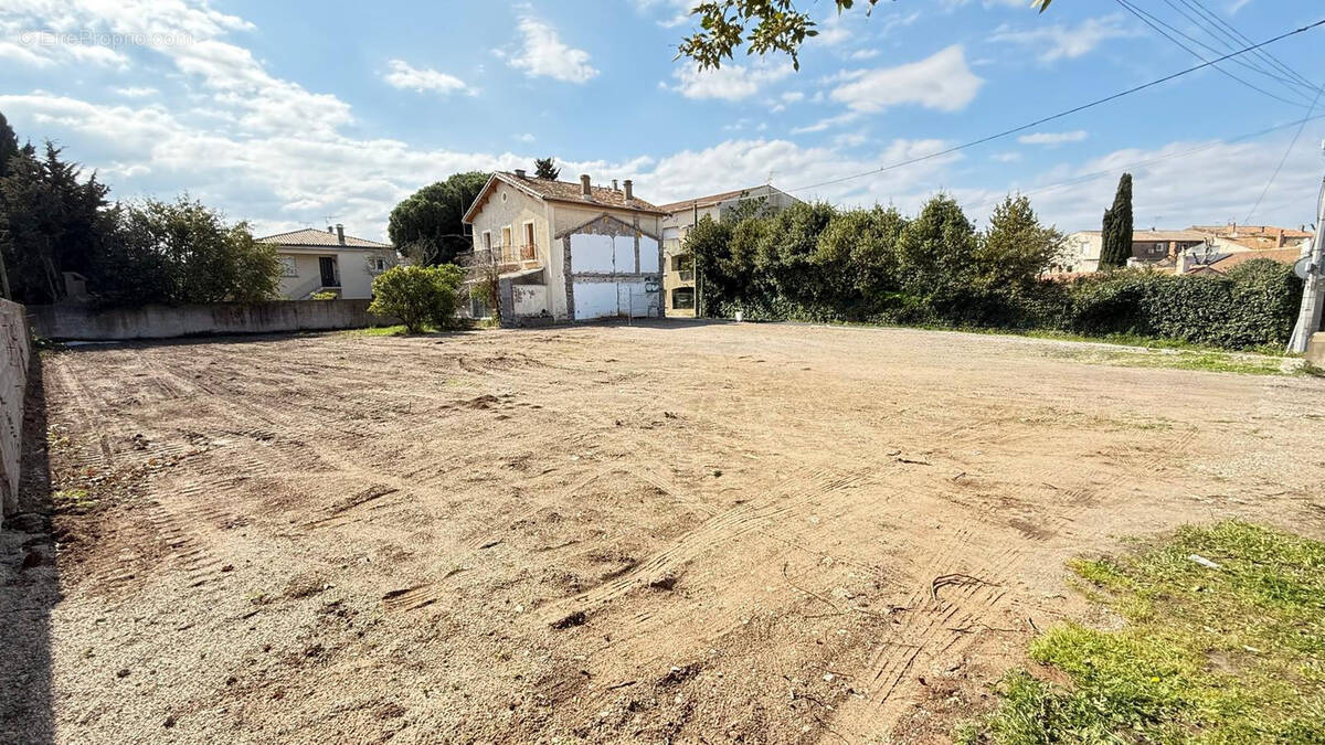 Terrain à AGDE
