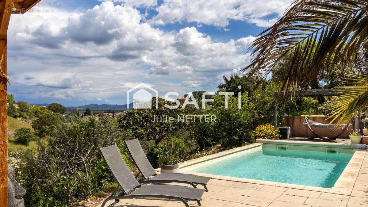 Photo 2 - Maison à ROQUEBRUNE-SUR-ARGENS