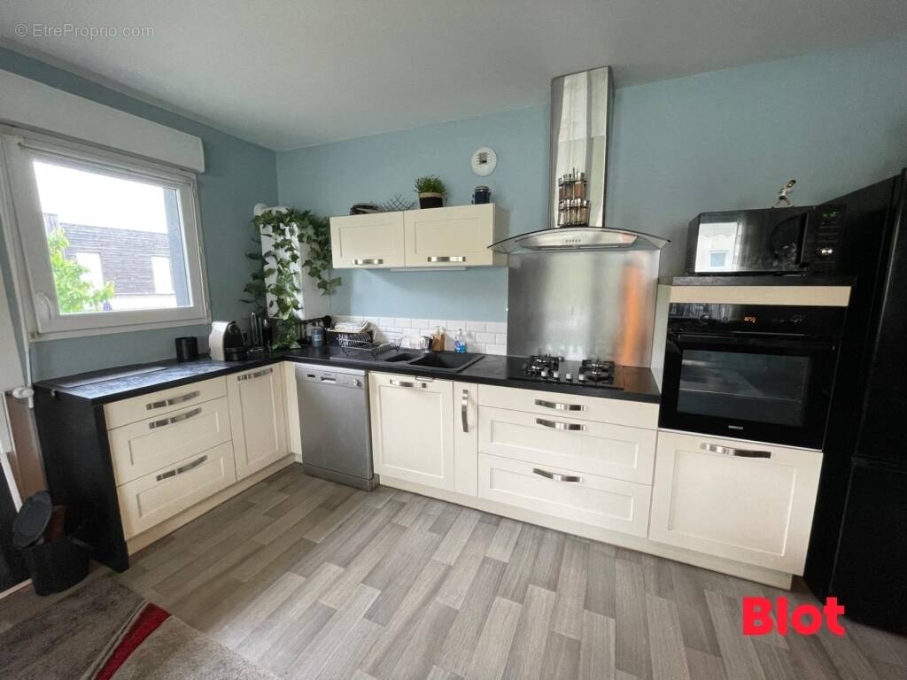 Appartement à CHARTRES-DE-BRETAGNE