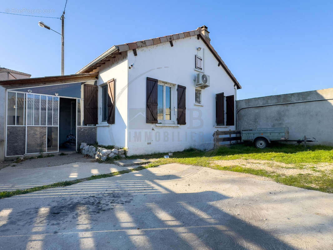 Maison à LE POUZIN