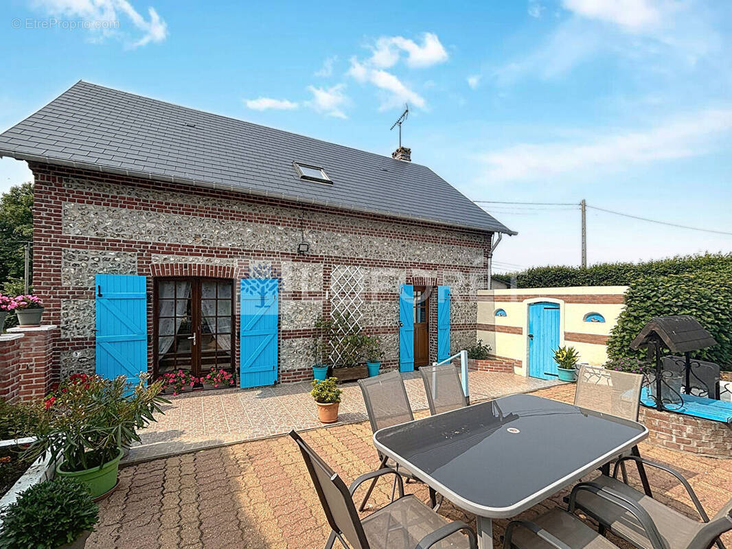Maison à LES LOGES
