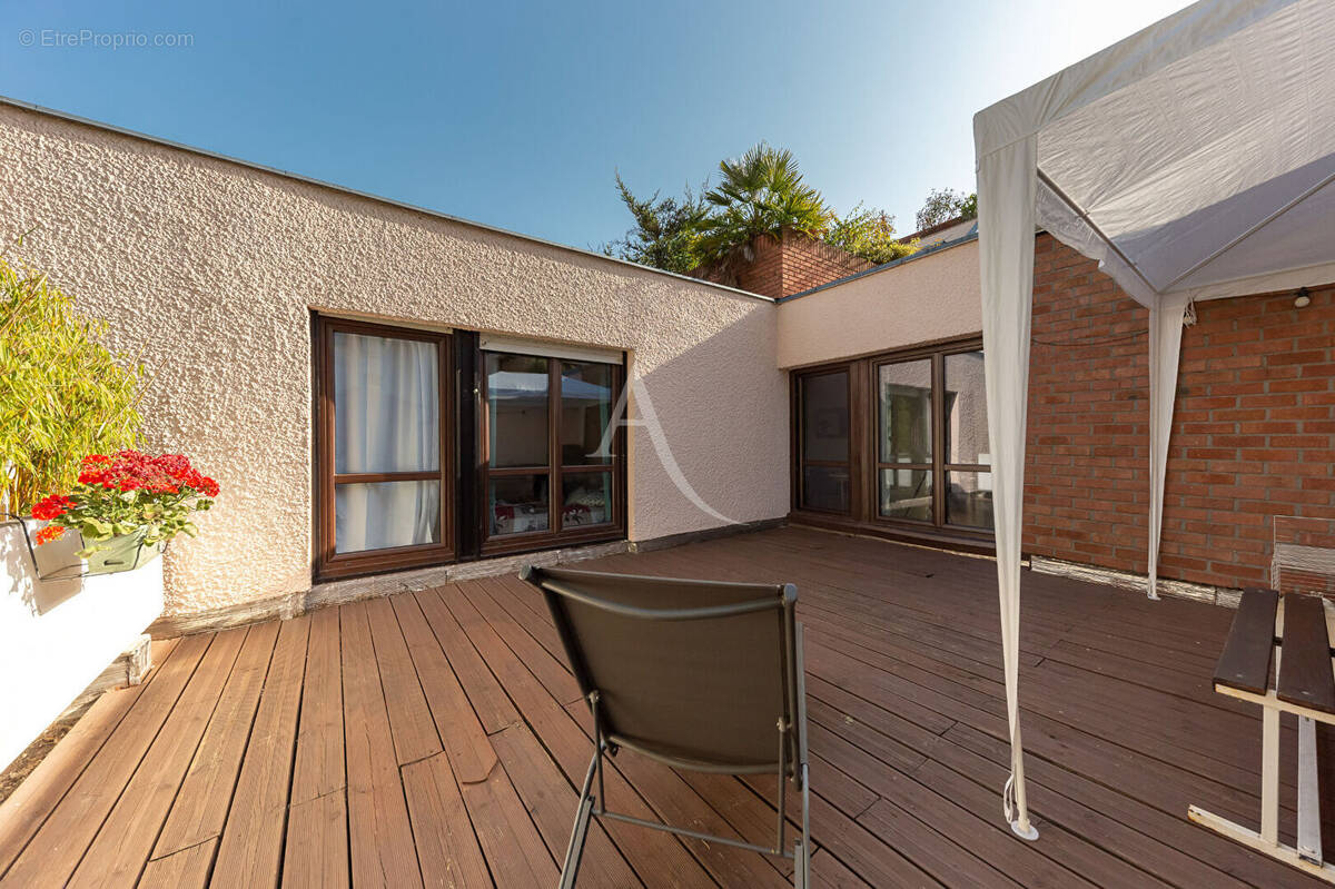 Appartement à CHAMPS-SUR-MARNE