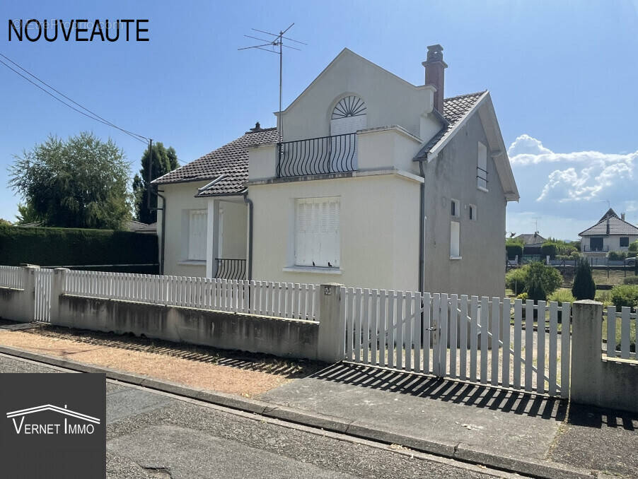 Maison à BELLERIVE-SUR-ALLIER